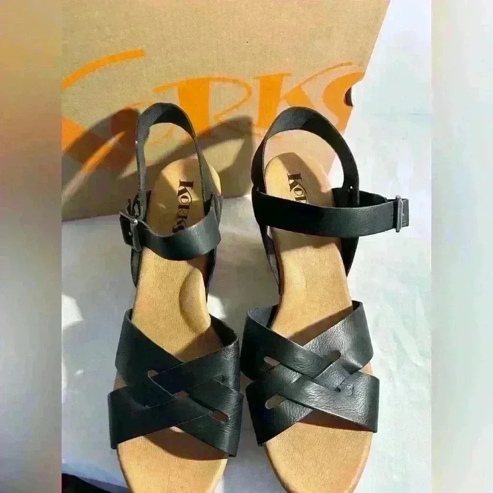 Black Leather Sandals by Korks Size 11 - Picture 4 of 10